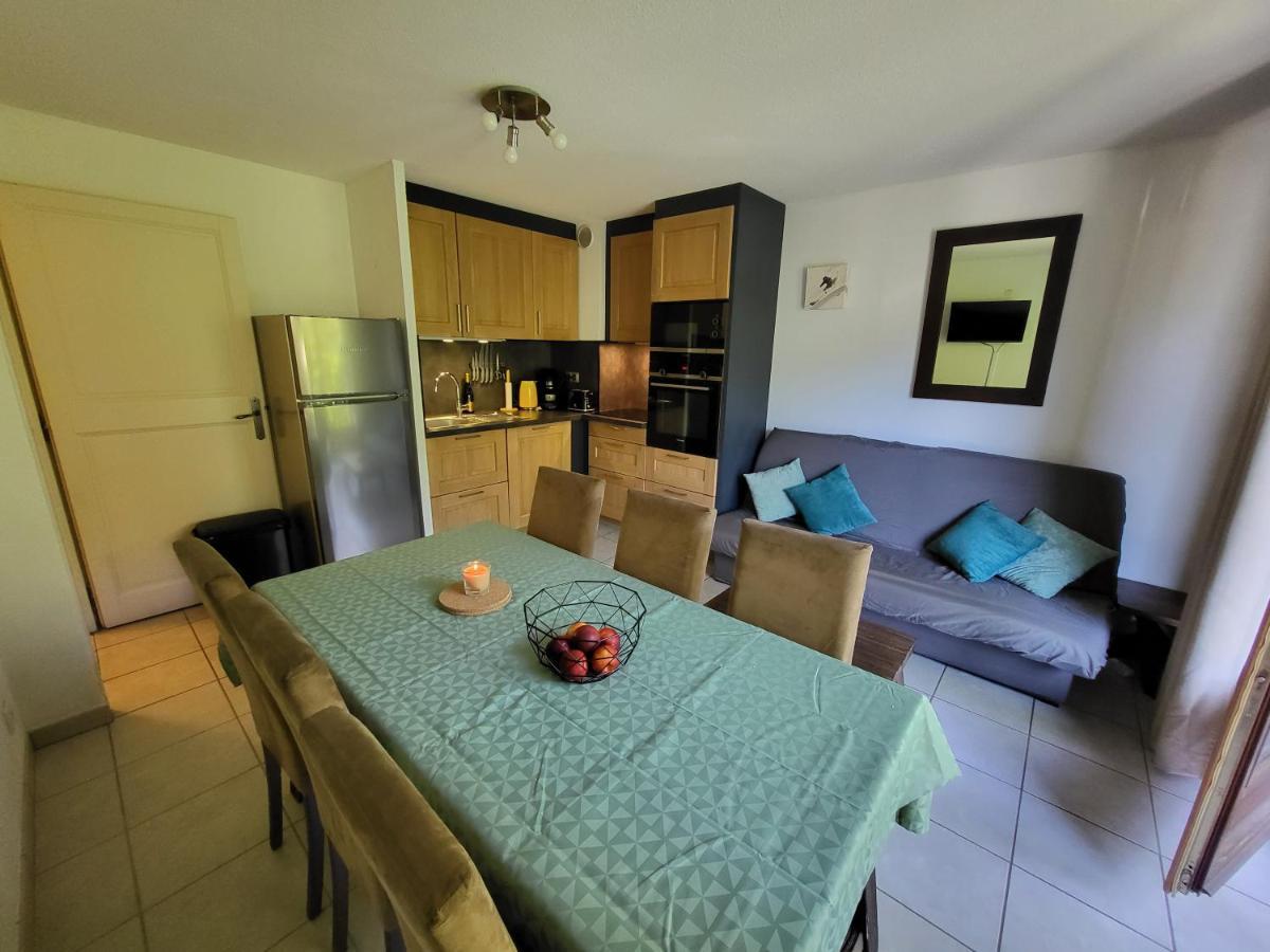 Appartement Dans Chalet Avec Piscine Couverte Saint-Gervais-les-Bains Eksteriør bilde