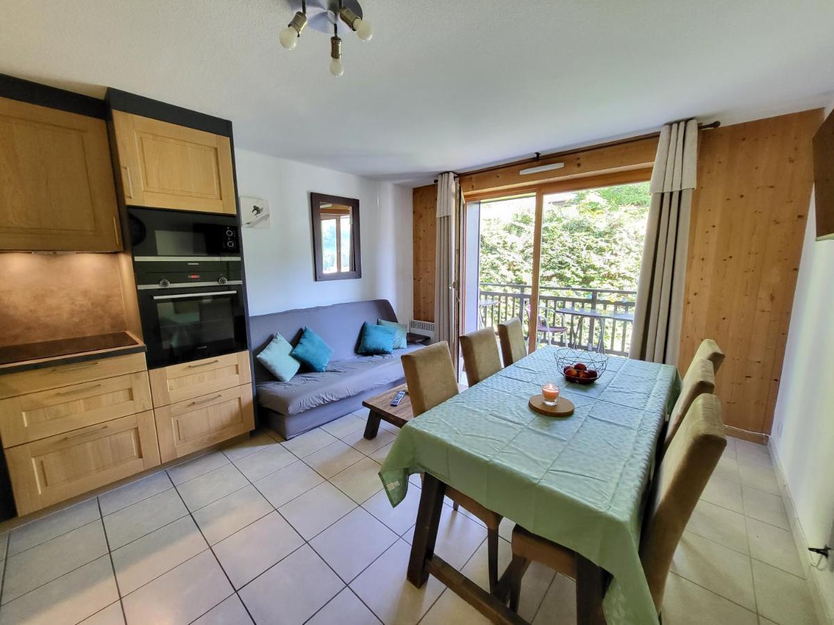 Appartement Dans Chalet Avec Piscine Couverte Saint-Gervais-les-Bains Eksteriør bilde