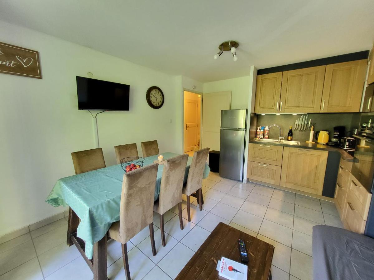 Appartement Dans Chalet Avec Piscine Couverte Saint-Gervais-les-Bains Eksteriør bilde
